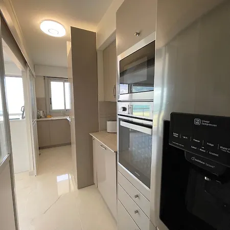 Grand T3 Avec 2 Terrasses Et Acces Direct - Fr-1-420-129 * Arcachón