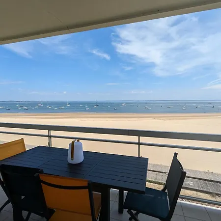 Grand T3 Avec 2 Terrasses Et Acces Direct - Fr-1-420-129 *